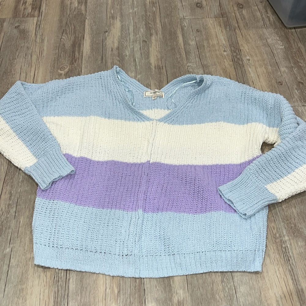 No comment ny-la sweater